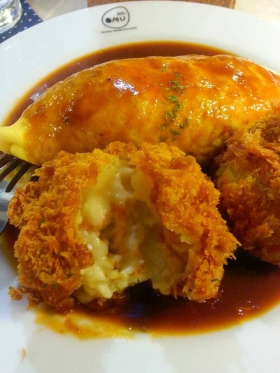 Omu Japanese omurice & cafe เซ็นทรัลเวิลด์